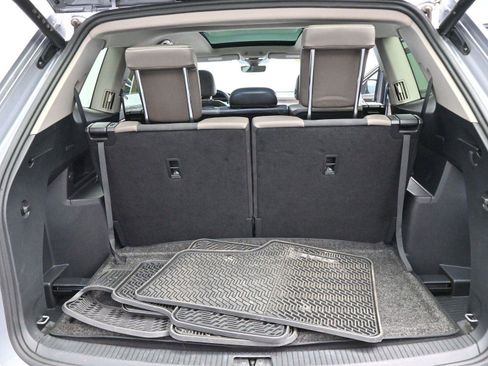 Used 2024 Volkswagen Atlas SEL image 9