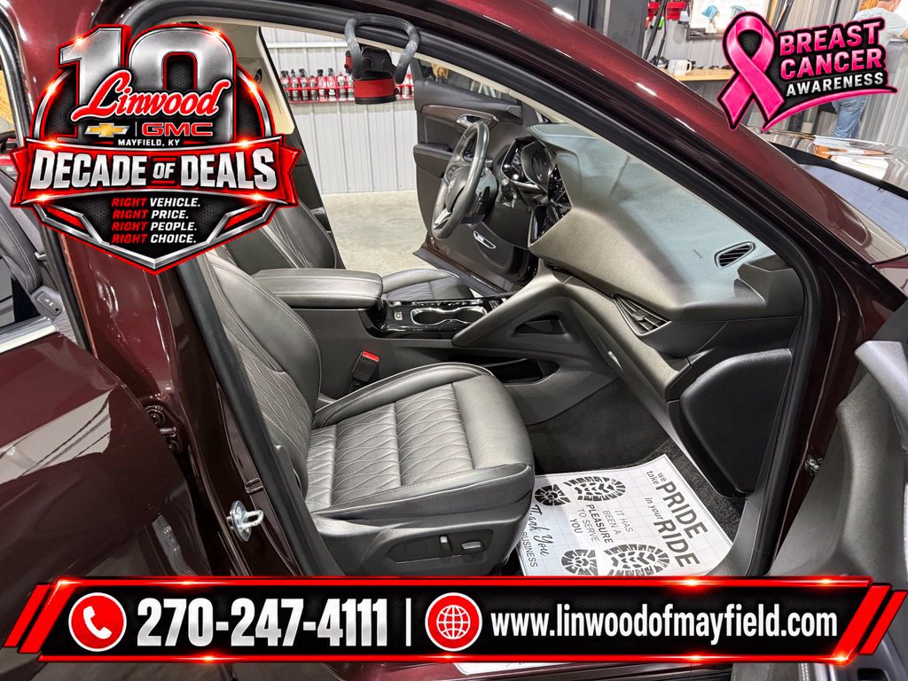 Used 2023 Buick Envision Avenir FWD image 29