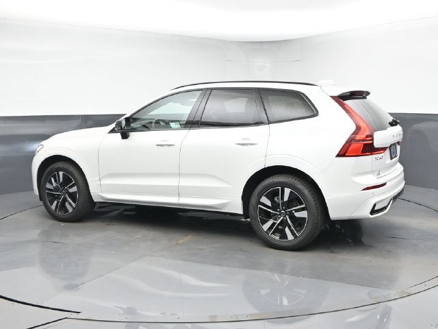 New 2026 Volvo XC60 B5 Core w/ Climate Package AWD/4WD image 6