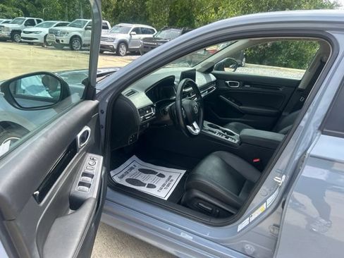 Used 2024 Honda Civic Touring image 10