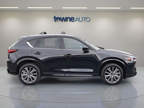 Used 2025 MAZDA CX-5 Signature AWD/4WD image 6