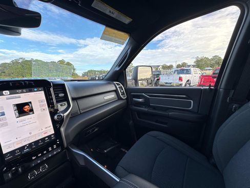 Certified 2023 RAM 2500 Big Horn w/ Level 1 Equipment Group image 30