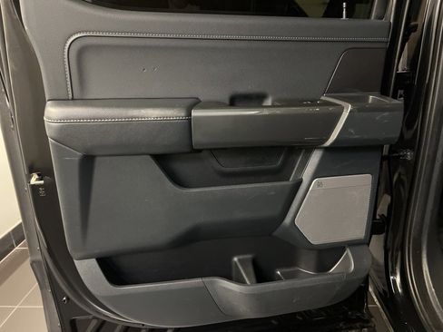 Certified 2022 Ford F150 XLT w/ Equipment Group 302A High image 33