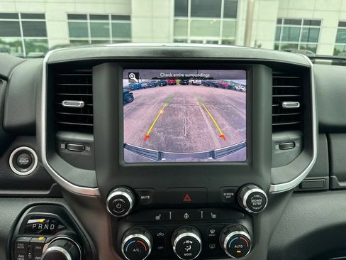 Used 2020 RAM 1500 Big Horn AWD/4WD image 8