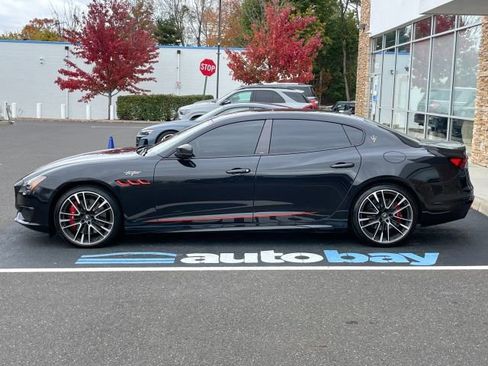 Used 2022 Maserati Quattroporte Trofeo image 15