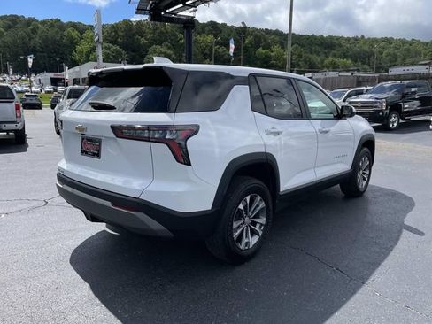 Certified 2025 Chevrolet Equinox LT FWD image 6