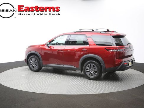 Used 2023 Nissan Pathfinder SV AWD/4WD image 60