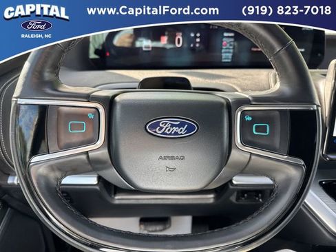 Certified 2025 Ford Expedition Max Platinum AWD/4WD image 35