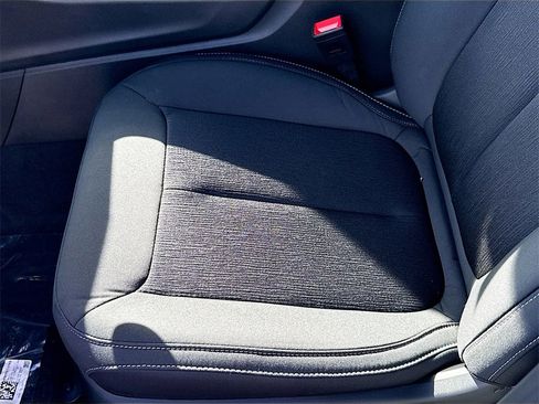 New 2025 Jeep Grand Cherokee L Laredo image 19