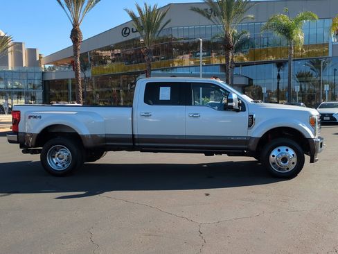 Used 2017 Ford F450 King Ranch w/ King Ranch Ultimate Package image 4