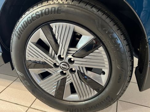 New 2025 Nissan Murano SL image 15