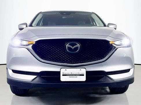 Used 2018 MAZDA CX-5 Touring image 2