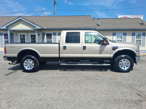Used 2008 Ford F250 FX4 AWD/4WD image 6