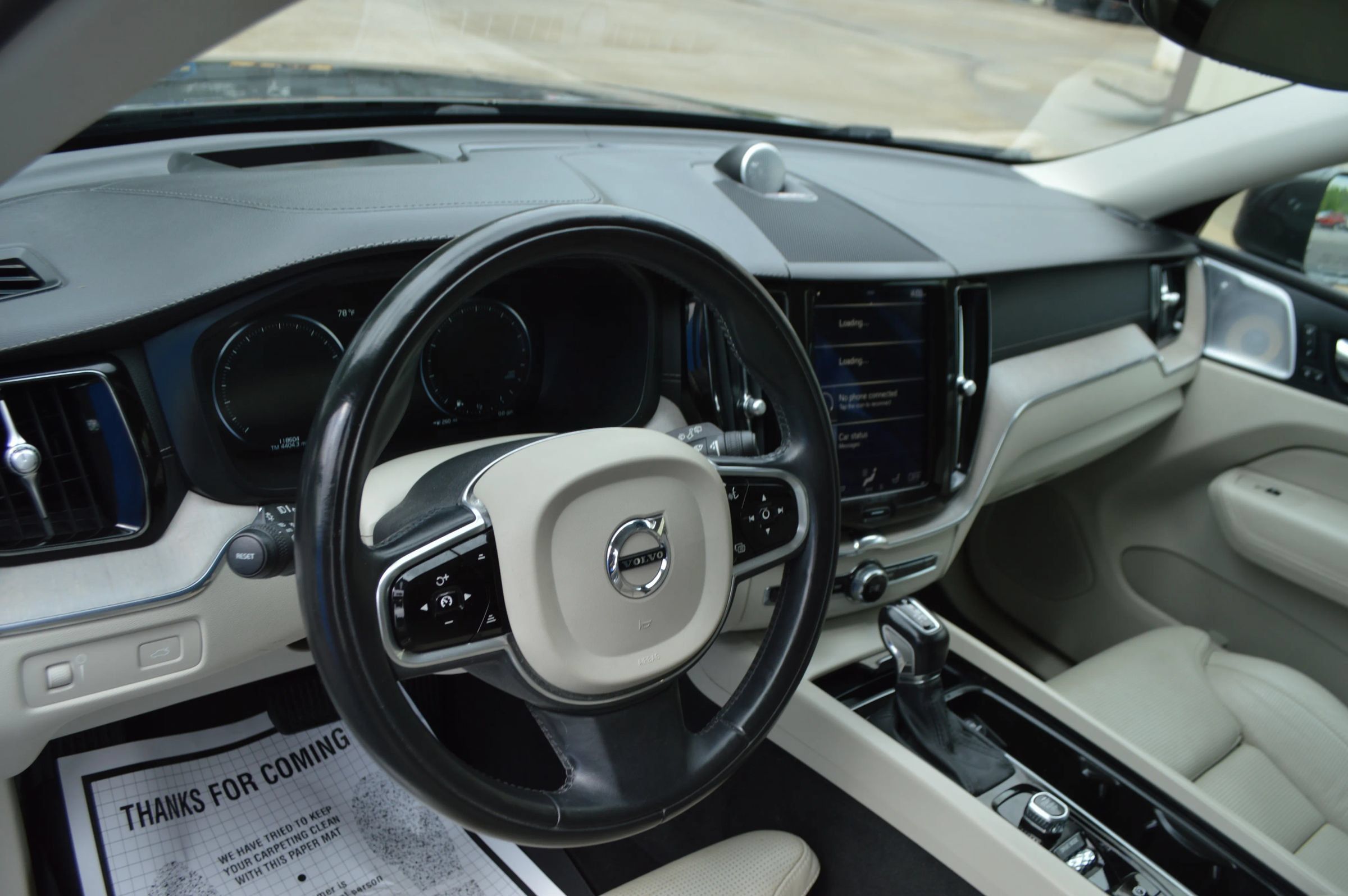 Used 2018 Volvo XC60 T6 Inscription w/ Luxury Seat Package AWD/4WD image 16