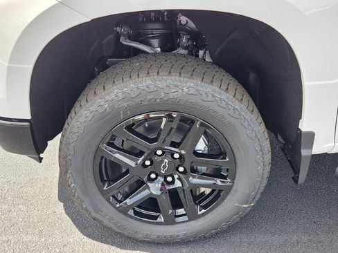 New 2026 Chevrolet Silverado 1500 LT Trail Boss w/ LT Trail Boss Premium Package AWD/4WD image 4