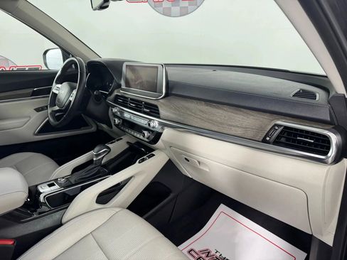 Used 2022 Kia Telluride EX w/ EX Premium Package image 12