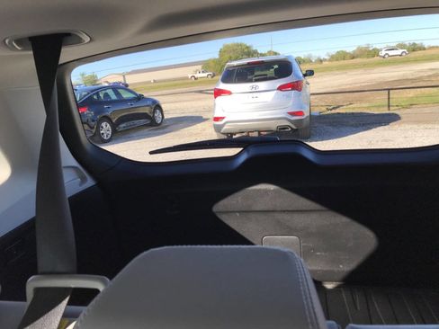 Used 2014 Subaru Forester 2.5i Limited image 44