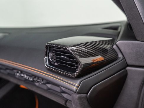 Used 2017 Lamborghini Huracan LP 610-4 AWD/4WD image 45