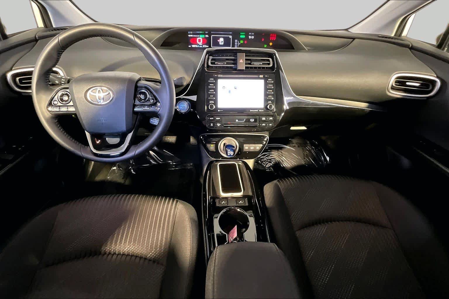 Used 2022 Toyota Prius Prime LE FWD image 16