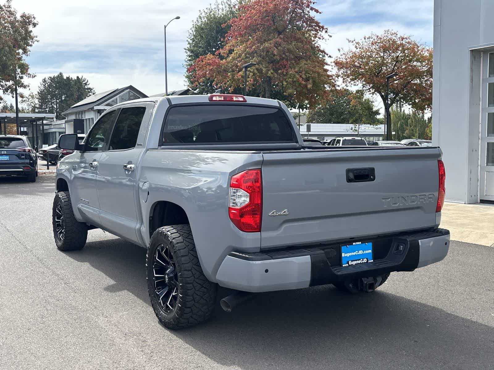 Used 2020 Toyota Tundra Limited w/ Limited Premium Package AWD/4WD image 3