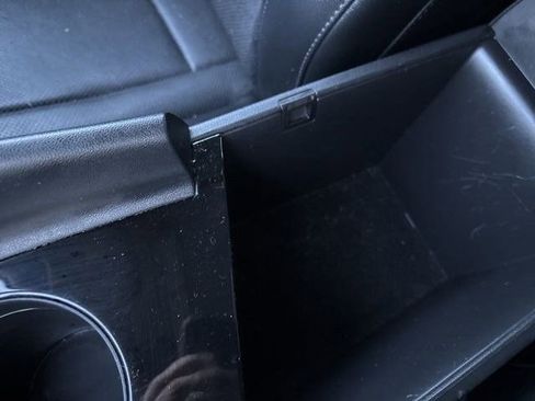 Used 2022 Hyundai Elantra Limited image 29