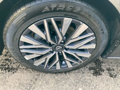 Used 2023 Nissan Altima 2.5 SV FWD image 34