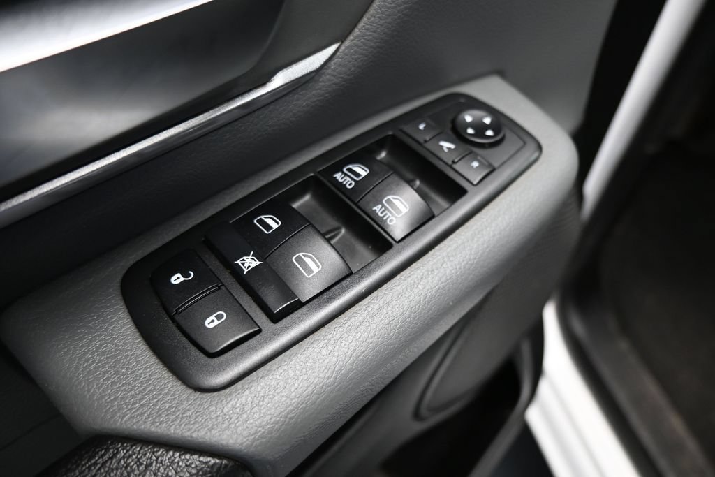 Used 2019 RAM 1500 Big Horn AWD/4WD image 12