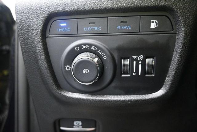 Used 2024 Jeep Grand Cherokee Limited 4xe AWD/4WD image 18