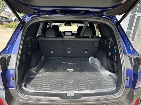 New 2026 Subaru Outback Limited AWD/4WD image 7