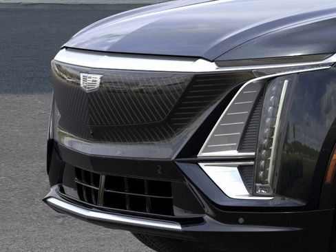 New 2026 Cadillac Lyriq Luxury image 13