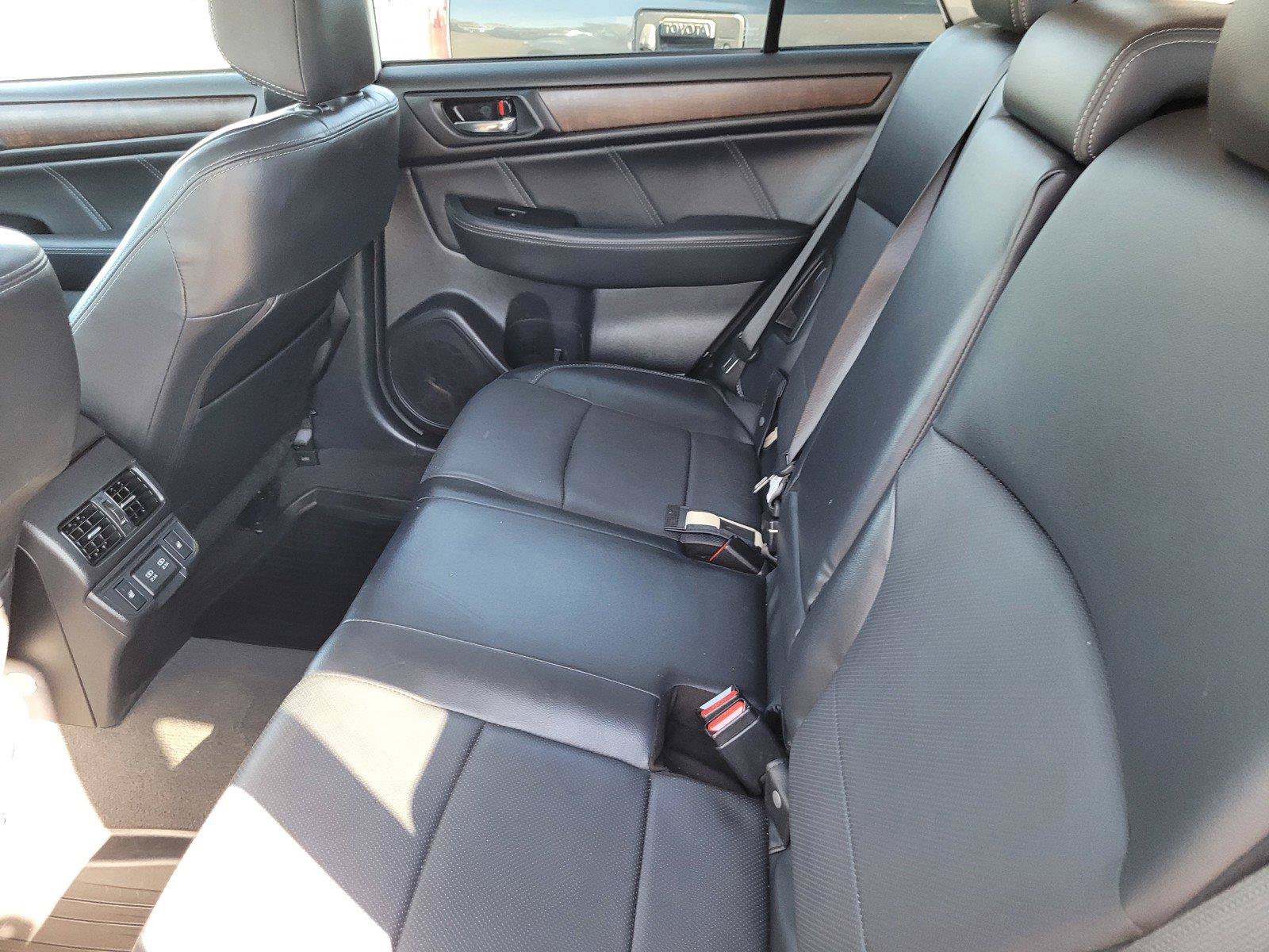Used 2019 Subaru Outback 2.5i Limited AWD/4WD image 16
