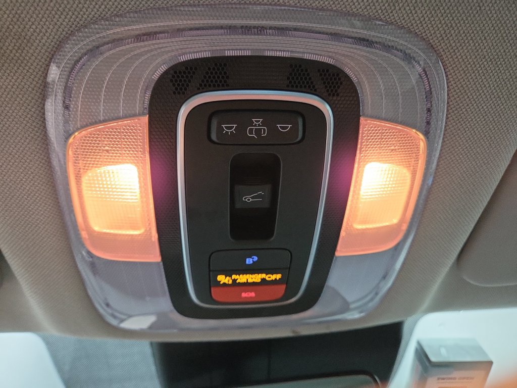 Used 2024 Hyundai Elantra Limited FWD image 40