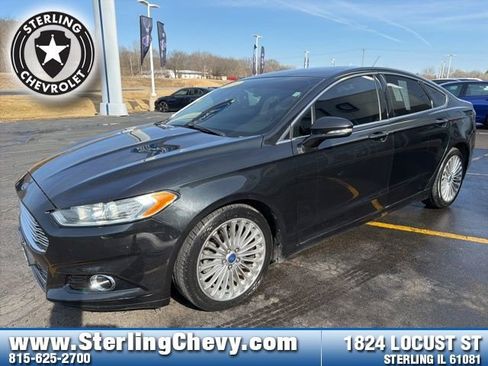 Used 2014 Ford Fusion Titanium image 3