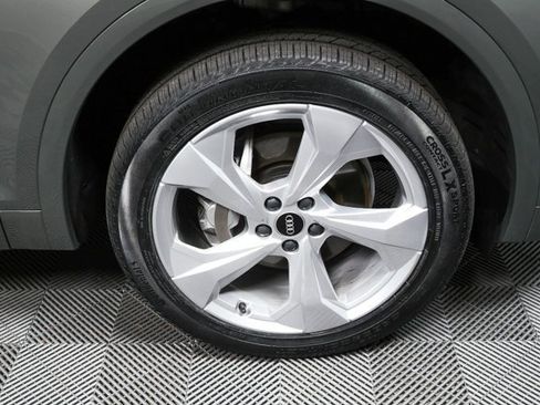 Used 2023 Audi Q5 2.0T Premium Plus w/ Premium Plus Package image 39