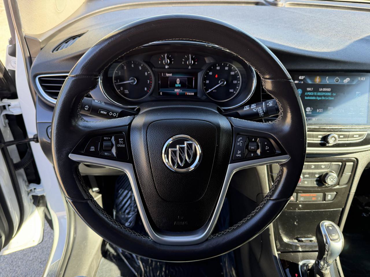 Used 2021 Buick Encore Preferred FWD image 15