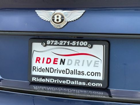 Used 2019 Bentley Bentayga AWD/4WD image 11