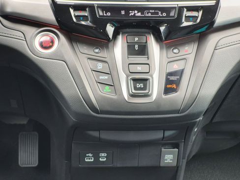Used 2025 Honda Odyssey Sport-L image 18