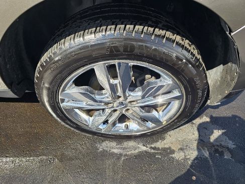 Used 2013 Ford Edge Limited FWD image 14