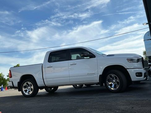 Used 2025 RAM 1500 Big Horn AWD/4WD image 1