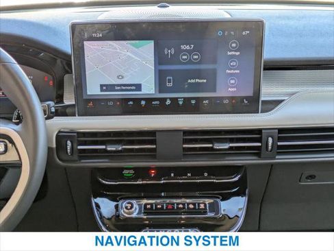 Used 2023 Lincoln Corsair FWD image 17