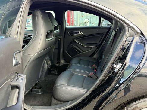 Used 2019 Mercedes-Benz CLA 250 image 12