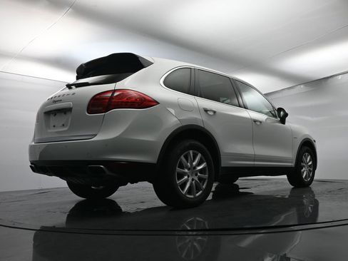 Used 2014 Porsche Cayenne Diesel image 48