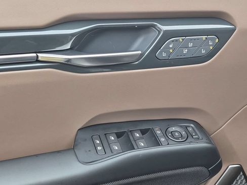 New 2026 Kia EV9 GT-Line AWD/4WD image 24