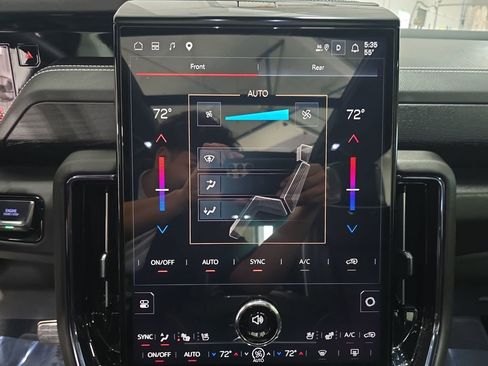 Used 2026 GMC Yukon AT4 Ultimate AWD/4WD image 26