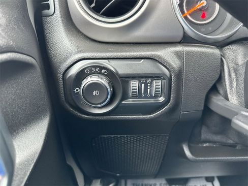 Used 2019 Jeep Wrangler Unlimited Sport image 17