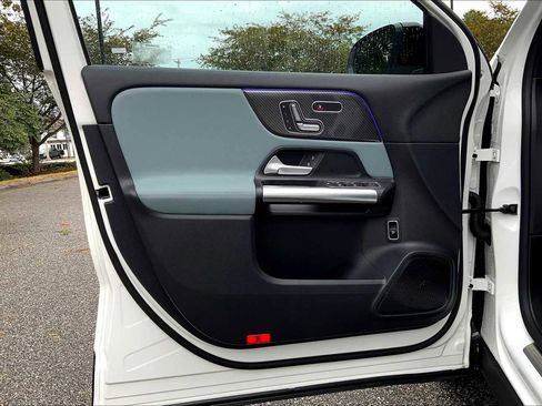 New 2026 Mercedes-Benz GLA 250 4MATIC image 14