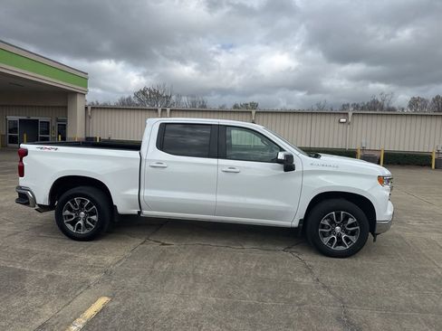 Used 2023 Chevrolet Silverado 1500 LT w/ Protection Package image 15