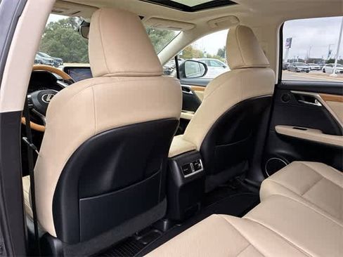 Used 2022 Lexus RX 350L image 19