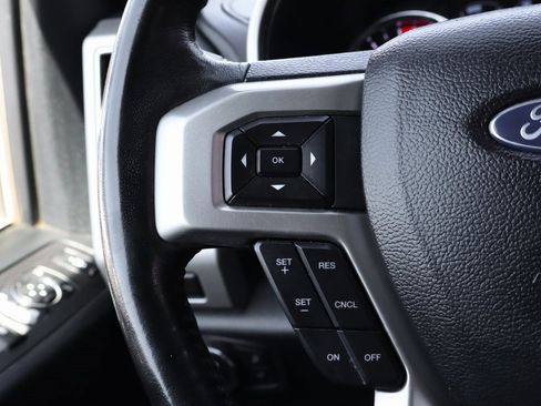 Used 2021 Ford F250 Lariat w/ Lariat Value Package image 22