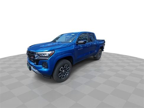 Certified 2023 Chevrolet Colorado Z71 w/ Z71 Convenience Package 2 image 4